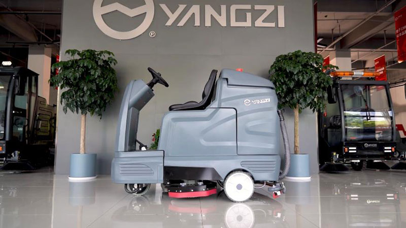 如何選購(gòu)駕駛式洗地機(jī) 如何選購(gòu)駕駛式洗地機(jī)