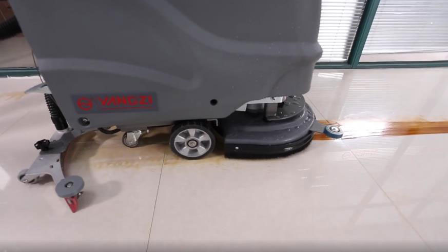 洗地機(jī)的使用方法及清潔效果 洗地機(jī)的使用方法及清潔效果