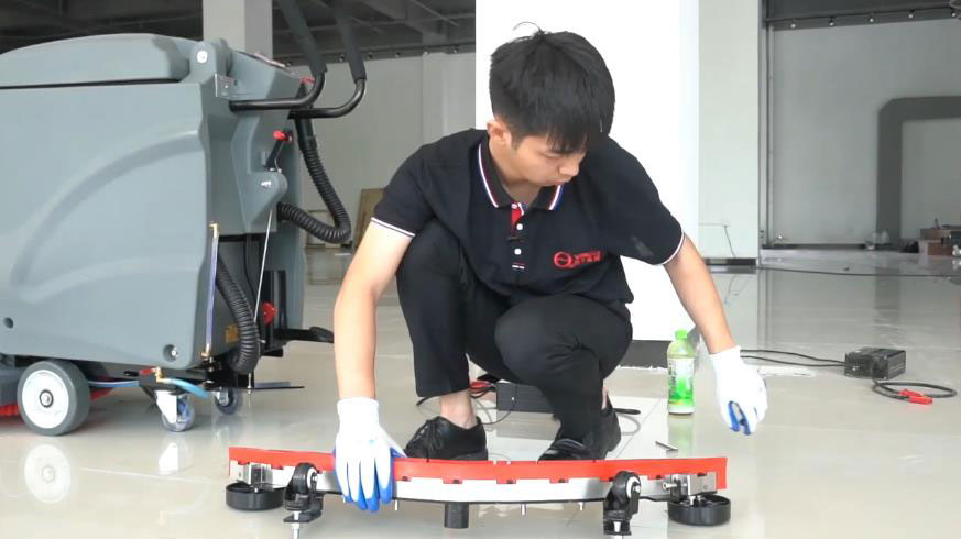 如何維護(hù)和延長(zhǎng)清潔機(jī)的使用壽命 如何維護(hù)和延長(zhǎng)清潔機(jī)的使用壽命