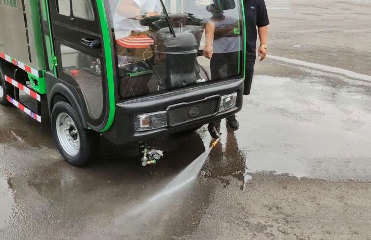 為什么高壓清洗機非常適合骯臟的戶外工作 為什么高壓清洗機非常適合骯臟的戶外工作