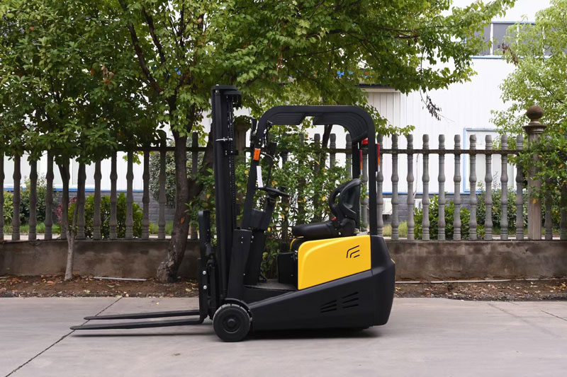 為什么電動叉車是室內(nèi)應(yīng)用的最佳選擇 為什么電動叉車是室內(nèi)應(yīng)用的最佳選擇