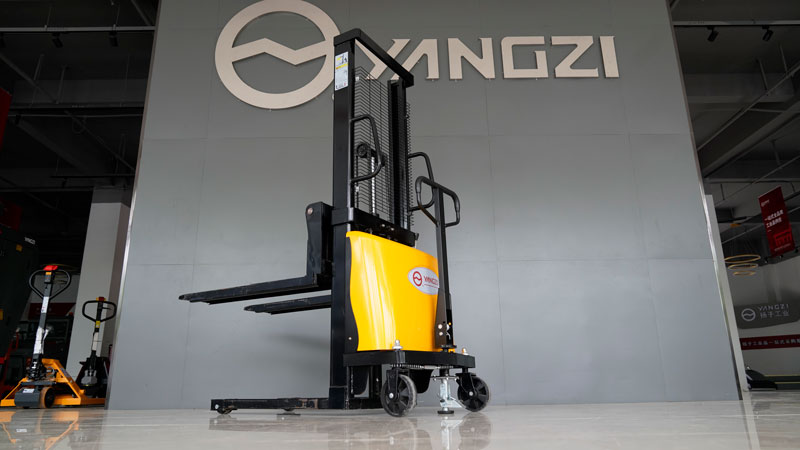 從 IC 叉車轉換為電動叉車 從 IC 叉車轉換為電動叉車