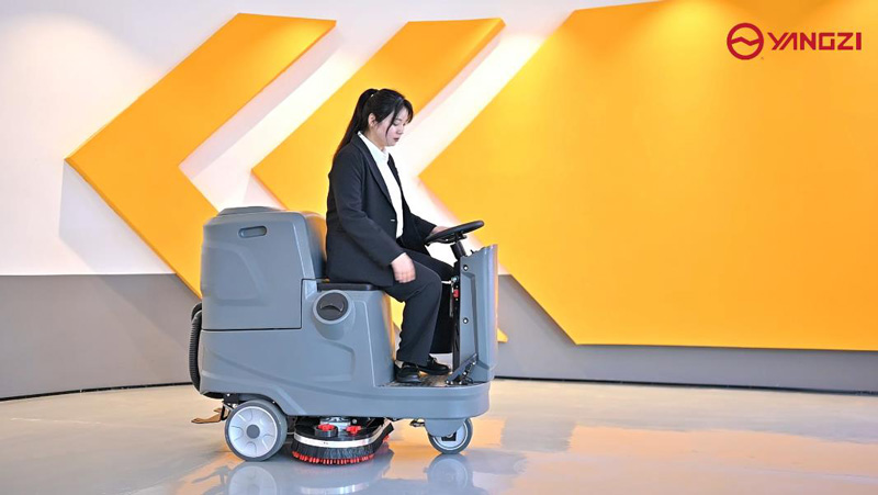 選擇合適的洗地機(jī) 選擇合適的洗地機(jī)