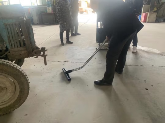 工業級別吸塵器